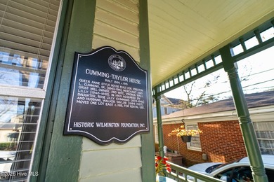 Unique opportunity to own a three unit investment property in - photo 9