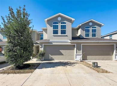 (private lake, pond, coastal) Townhome/Townhouse For Sale in Clearwater Florida