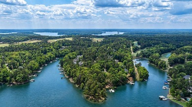 POINT LOT WITH SWEEPING LAKE VIEWS-AN EXCEPTIONAL LAKEFRONT - photo 5