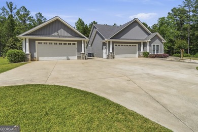 393 Scuffleboro Road offers a rare blend of Southern warmth and - photo 4