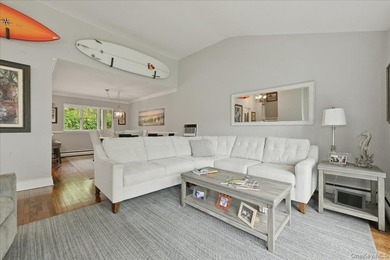 Welcome to this Stunning 4 bedroom, 3.5 bath expanded - photo 17