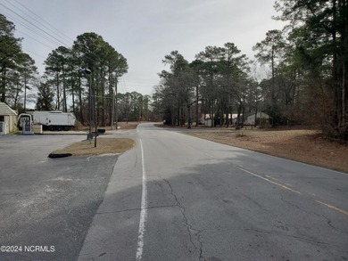 Improved commercial land for sale. Well established .67 acre - photo 3