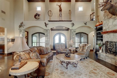 Step into a world of luxury and tranquility at 1901 Glenoak Dr - photo 6