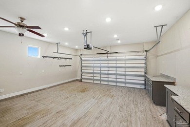 Beautifully maintained all-brick home offering 4 bedrooms plus - photo 50