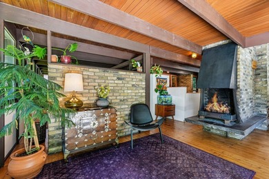 One of a Kind Mid-Century Modern home designed by renowned - photo 7
