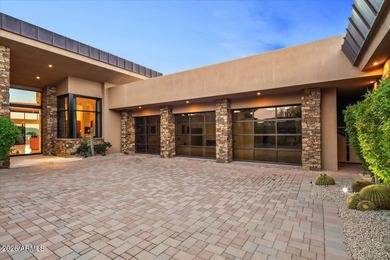 Experience refined desert living in this exceptional Desert - photo 6