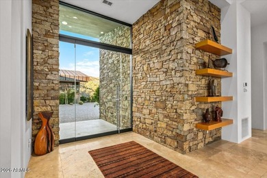 Experience refined desert living in this exceptional Desert - photo 9
