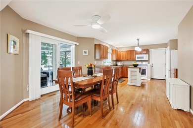 Don't miss this beautifully maintained 3-bdrm, 2.5-bath - photo 17