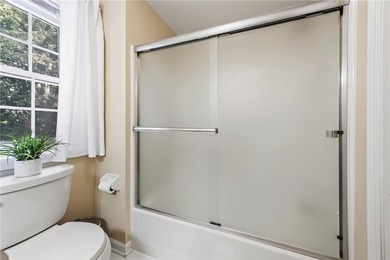 Don't miss this beautifully maintained 3-bdrm, 2.5-bath - photo 33