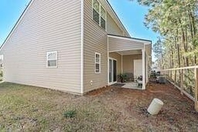 Like-new, beautifully furnished corner townhouse offering 3 - photo 15