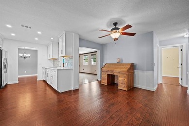 Rare opportunity in the desirable Palm Beach National Golf & - photo 17
