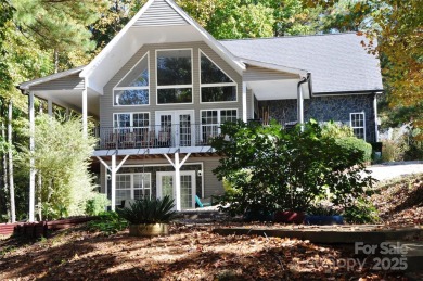 Great price improvement! This custom-built waterfront home on - photo 25