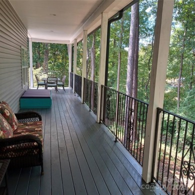 Great price improvement! This custom-built waterfront home on - photo 27
