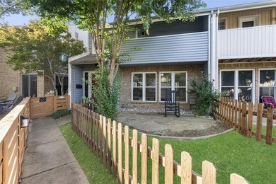 Lake Grapevine Townhome/Townhouse For Sale in Grapevine Texas