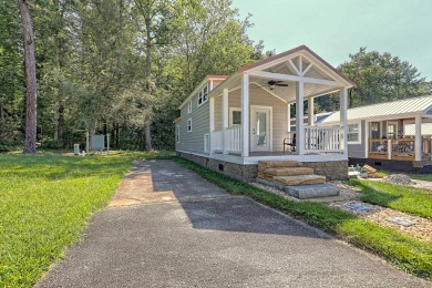 Lake Home For Sale in Clarkesville, Georgia