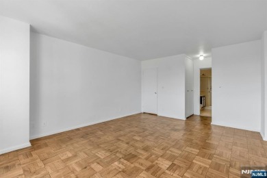 A blank canvas on which to paint your own story. Sunny and roomy