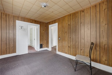 Opportunity knocks in Rochester's desirable 19th Ward! This - photo 21