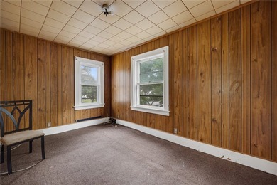 Opportunity knocks in Rochester's desirable 19th Ward! This - photo 22