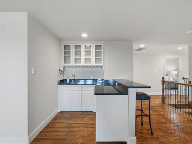 Rare find! Own one of the best lots in the main Castle Hills! - photo 33