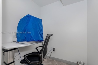 Free standing on a large corner lot commercial building - photo 49