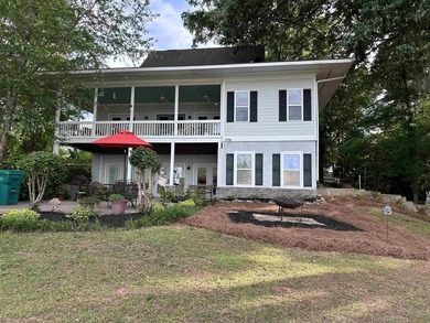 Great home on the best part of Lake Oconee facing the National - photo 3