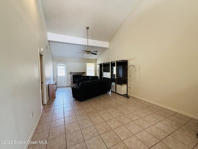 Discover the perfect blend of space and potential in this 3-bed - photo 4