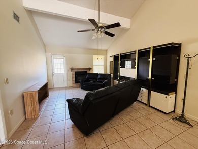 Discover the perfect blend of space and potential in this 3-bed - photo 5