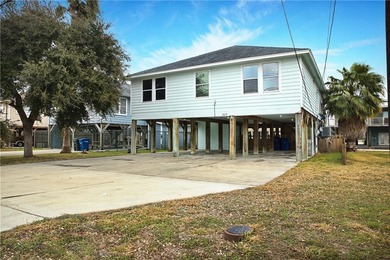 Beautifully positioned on the water along Laguna Shores, this - photo 1