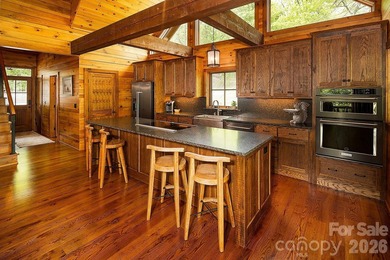 Stunning Fully Furnished Custom Lakefront Retreat with Luxury - photo 11
