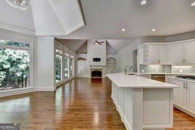 Welcome to this beautifully UPDATED and REMODELED 5-bedroom, 4 - photo 13
