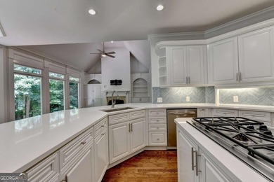 Welcome to this beautifully UPDATED and REMODELED 5-bedroom, 4 - photo 17