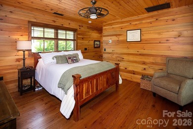 Stunning Fully Furnished Custom Lakefront Retreat with Luxury - photo 19