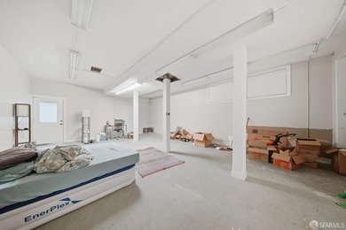 Well-maintained 4-unit building on a quiet SOMA street with - photo 22