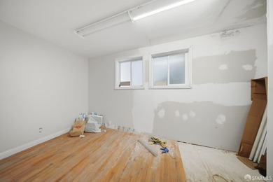 Well-maintained 4-unit building on a quiet SOMA street with - photo 23