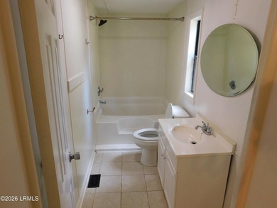 Perfect starter home in Shell Point at an economical price. 1115 - photo 24