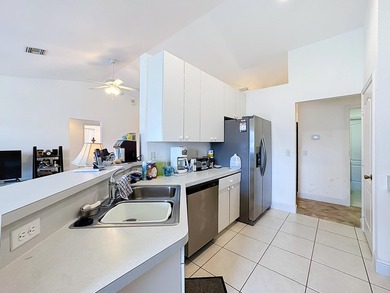 This well-maintained 3-bedroom, 2-bath CBS home, built in 2005 - photo 24