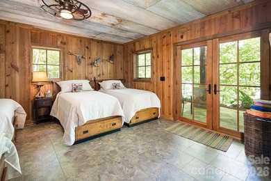 Stunning Fully Furnished Custom Lakefront Retreat with Luxury - photo 25