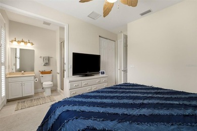 Custom-built home on 4 CLEARED LOTS with beautiful, manicured - photo 25