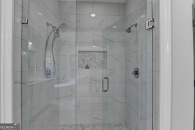 Welcome to this beautifully UPDATED and REMODELED 5-bedroom, 4 - photo 31