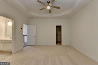 Welcome to this beautifully UPDATED and REMODELED 5-bedroom, 4 - photo 36