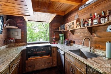 Stunning Fully Furnished Custom Lakefront Retreat with Luxury - photo 38