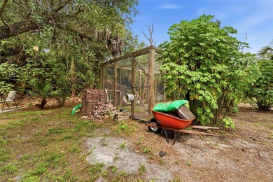 Custom-built home on 4 CLEARED LOTS with beautiful, manicured - photo 38