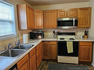 Motivated Seller!!! Turnkey move-in ready property is your start - photo 39