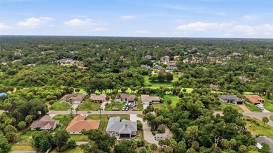 Custom-built home on 4 CLEARED LOTS with beautiful, manicured - photo 46