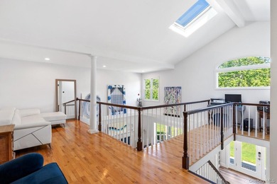 This warm and welcoming home offers a spacious layout with - photo 30
