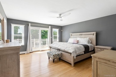 This warm and welcoming home offers a spacious layout with - photo 31