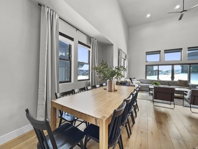 BUILT & Ready to occupy! Experience year-round mountain living - photo 10