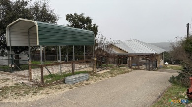 Lake Home For Sale in Canyon Lake, Texas