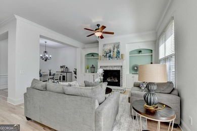 Experience elevated living in this beautifully updated luxury - photo 2