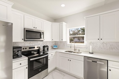 Modern Farmhouse on a Corner Lot, walking Distance to the Boat - photo 14